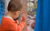 В Купчино пятилетний ребенок  выпал из окна