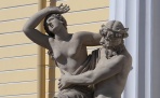 Скульптура Похищение Прозерпины Плутоном у здания Горного университета | Санкт-Петербург