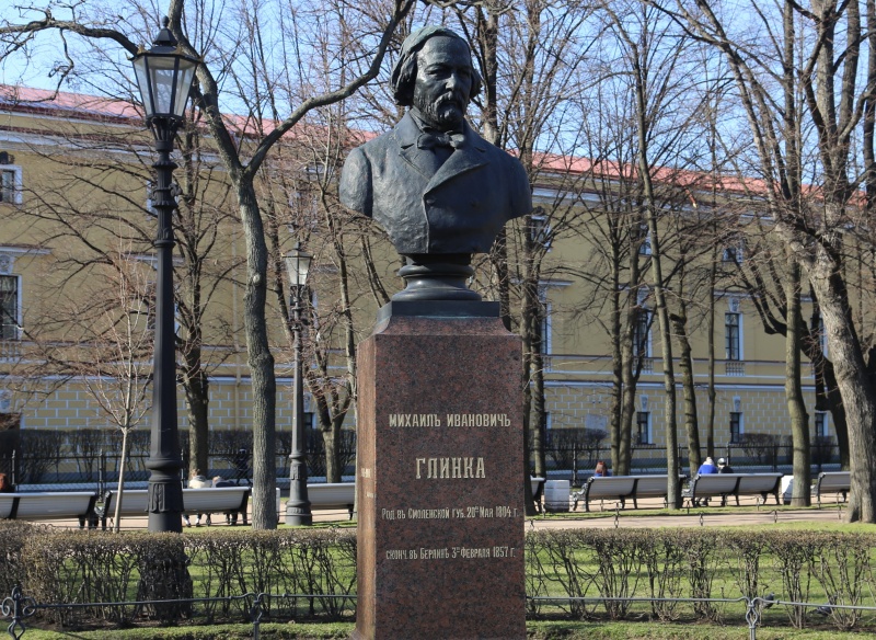 Памятник Михаилу Глинке в Александровском саду | Санкт-Петербург