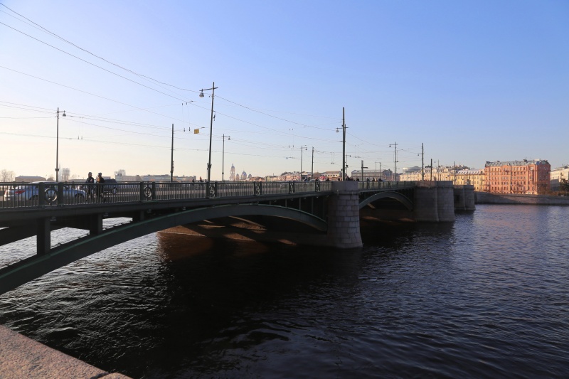 Биржевой мост через Малую Неву | Санкт-Петербург